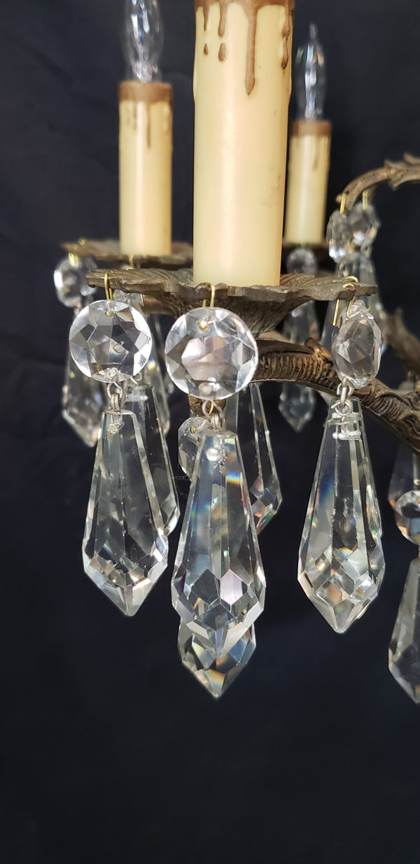 Restored Ornate 8 Light Crystal Prism & Brass Chandelier 21" x 21" GS00479