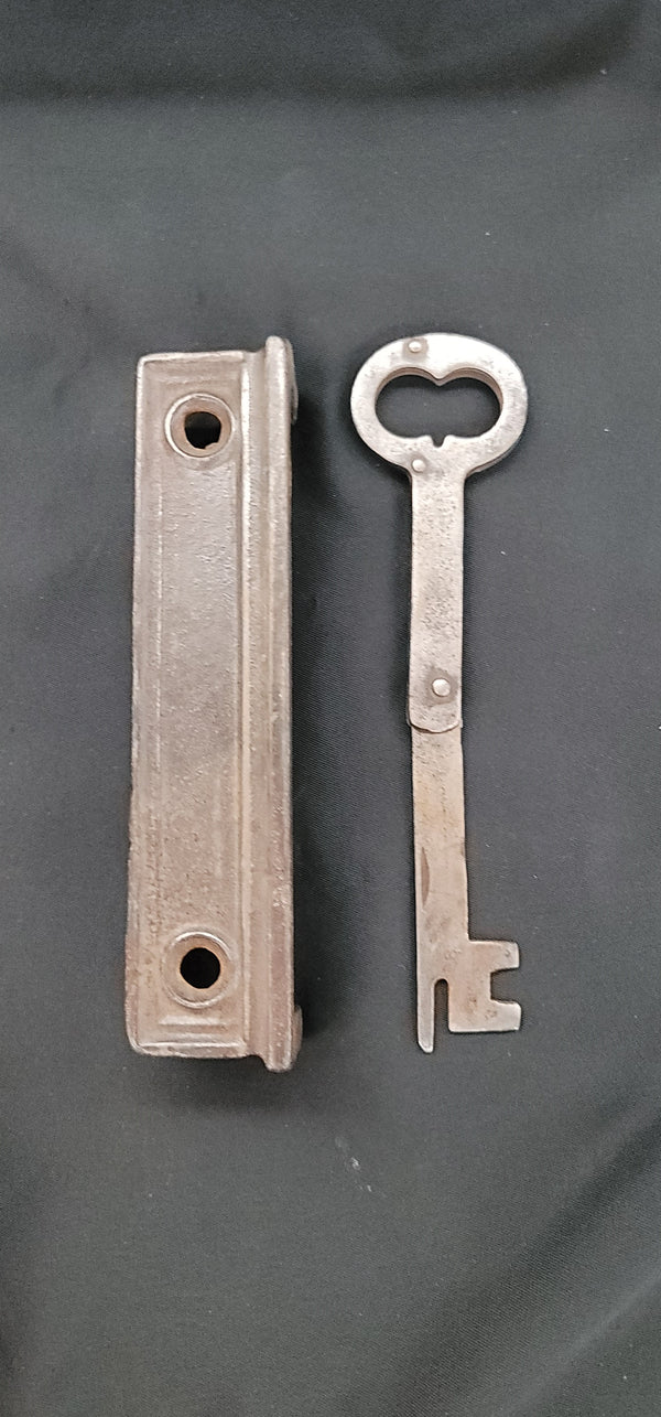 Right or Left Side Rim Lock Set w/ Keeper  & Folding Key 5 1/8" x 3 1/2" GS00487
