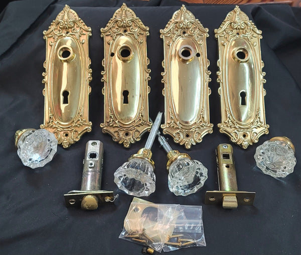 2 Complete Pairs of Reproduction Double Door Latch Sets GS00498