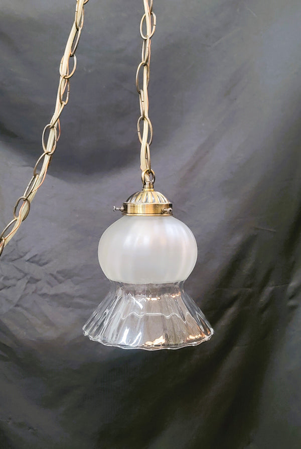 Vintage Fluted Frosted to Clear Swag Pendant Fixture  GS00501