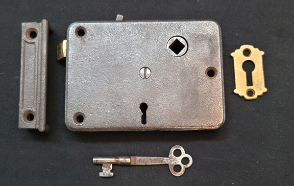 Left or Right Side Rim Lock  Set w/ Keeper & Key 4 3/8" W x 3 1/8" Tall GS00515