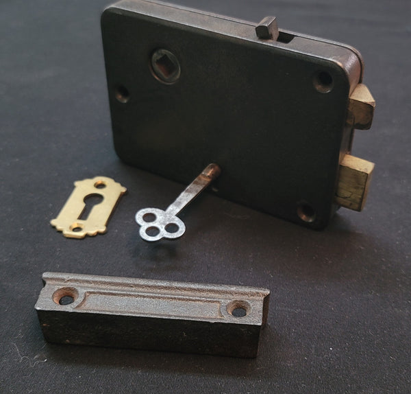 Left or Right Side Rim Lock  Set w/ Keeper & Key 4 3/8" W x 3 1/8" Tall GS00515