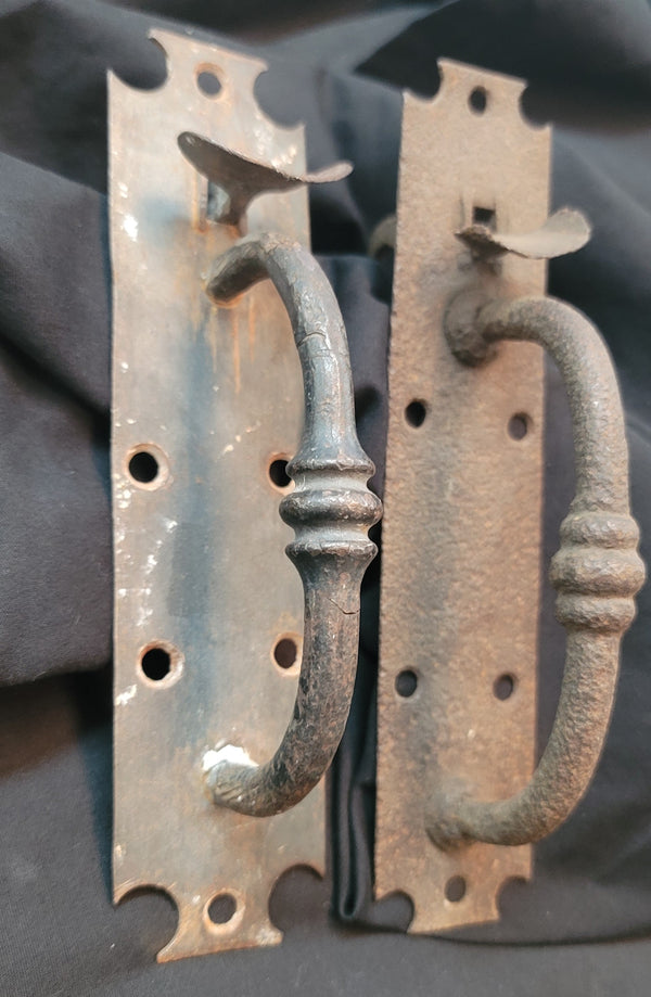 Pair of Cast Iron Matching Door Pulls with Thumb Latches 7 1/2" T GS00525