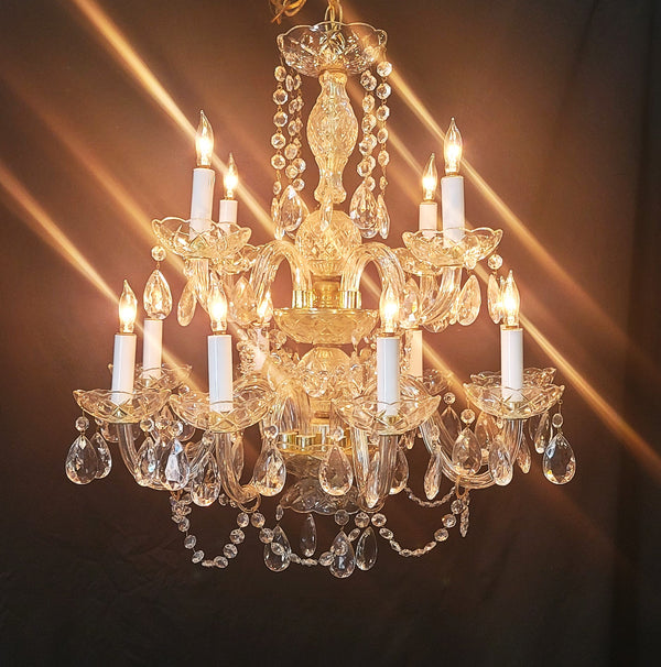 Ornate 12 Light  Two Tier Crystal Prism Chandelier 24" T x 24" W GS00562