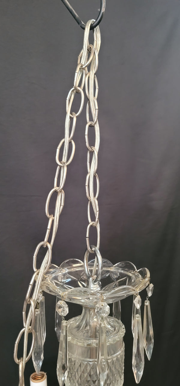 5 Light Crystal Chandelier w/ Diamond Pattern Center 21" x 23" GS00578