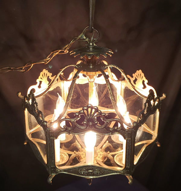 Hexagon Shaped 6 Light Ornate Brass & Glass Chandelier 19"x 17" GS00921