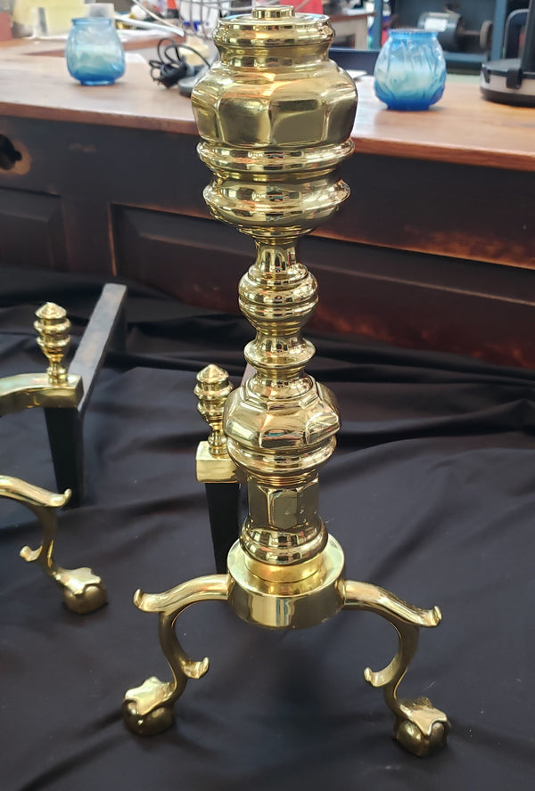 Vintage Virginia Metalcrafters Solid Brass Andirons & Fireplace Fender GS01075