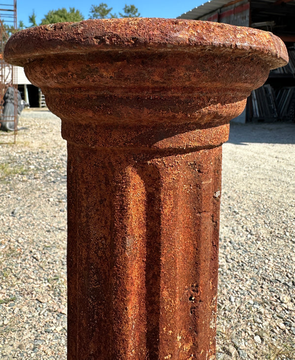 Antique Iron Column Pedestal GA20374