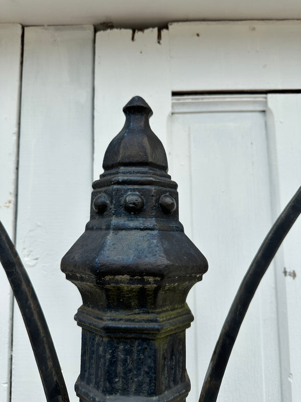 19th Century Cast Iron Plant Hanging Post GA20296