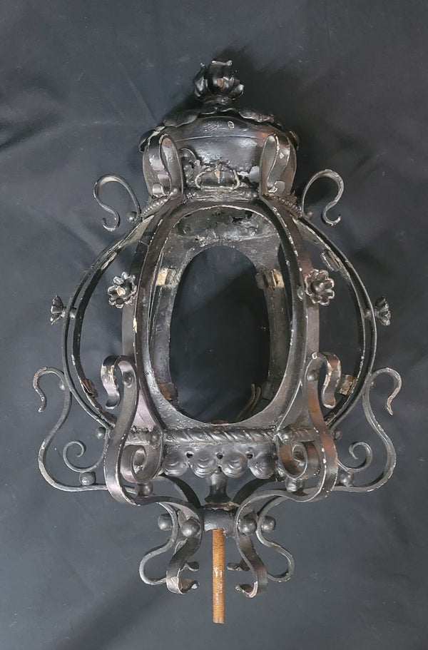 Ornate Victorian Wrought Iron Lamp Post Base Top 18" x 12" GS00783