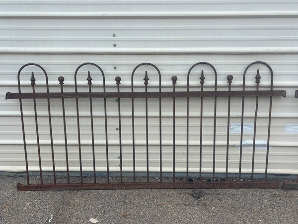 Hairpin Fence Panels With Finials GA21212