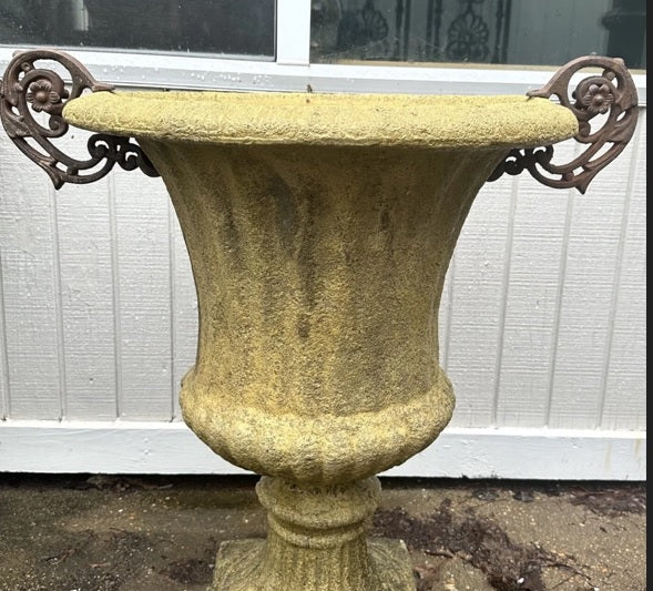2 Pairs of Vintage Ornate Cast Iron Urn Handles 8 1/2" x 5" x 2" GA20119