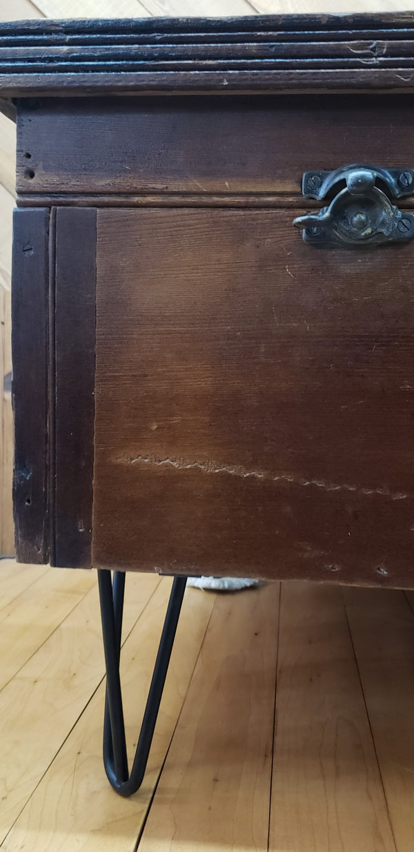 Restored 1921 Queen Chicken Incubator Coffee Table 37 3/4" x 30 3/8" GS01063
