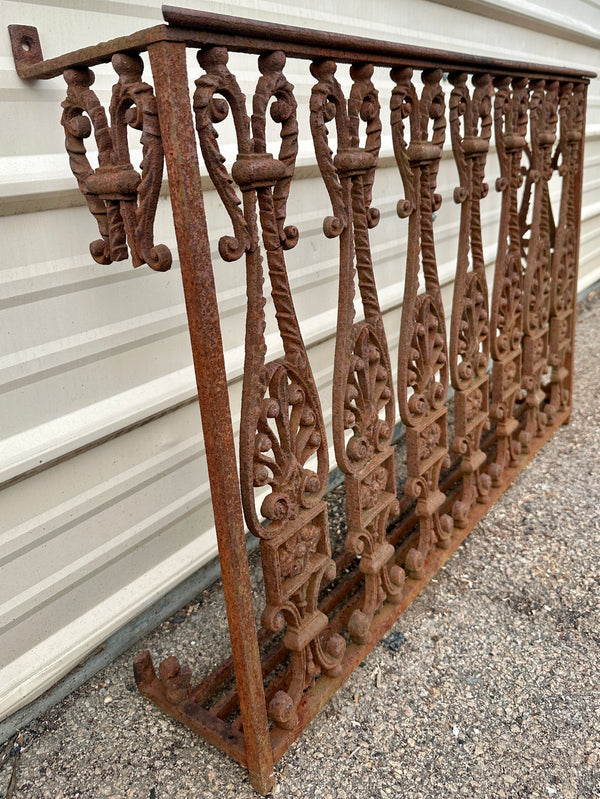 Antique Iron Three-Sided Balcony Railing GA20524
