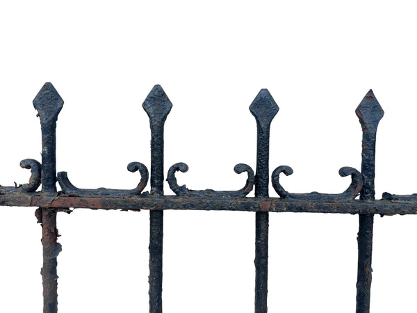 19 Ft of Wrought Iron Picket Fencing GA21064
