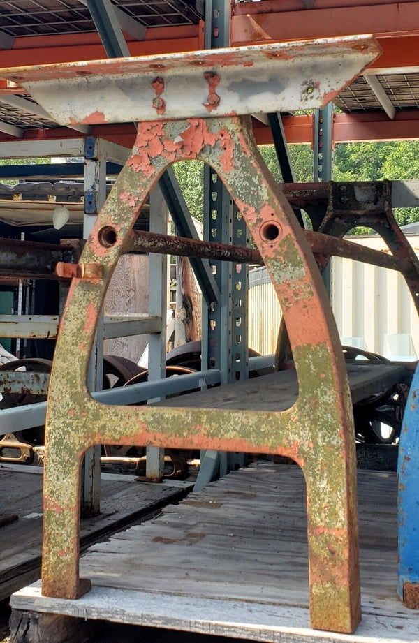 Industrial Factory Cast Iron Machine Table Base 30 1/2" T x 49 1/2" L x 18" D GS00047