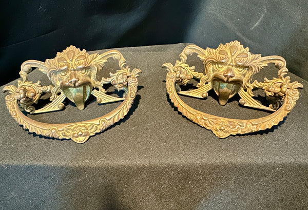 Set of 6 Antique Brass Drawer Pulls GA20406
