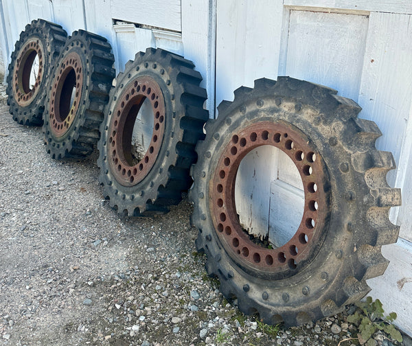 Set of 4 Industrial Aperture Tires GA20955