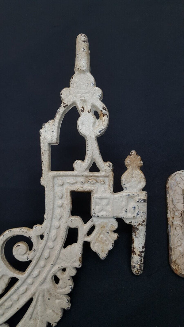 Ornate Victorian Cast Iron Oil Lamp Sconce with Wall Bracket