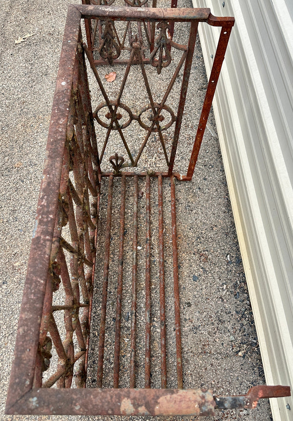 Antique Iron Three-Sided Balcony Railing GA20523
