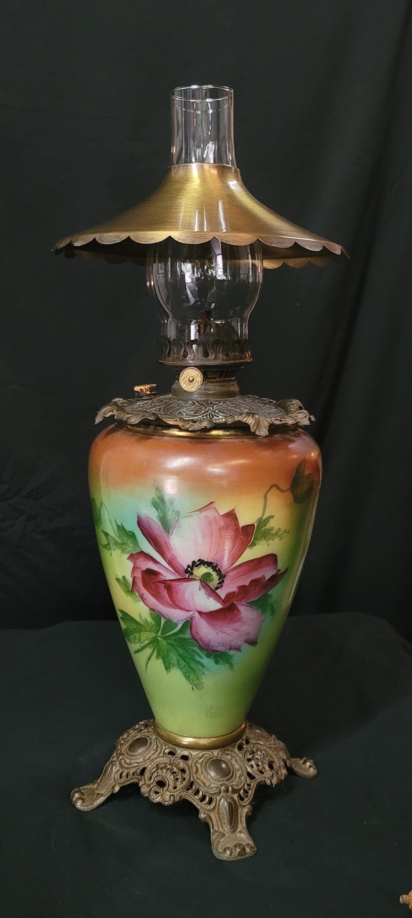 Vintage Ornate Floral Oil Lamp w/ Brass Canopy & Chimney GS00620
