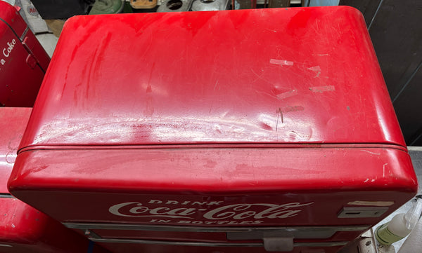 1950s Coke Machine GA21353