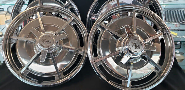 Set of 4 OEM 1963 Chevrolet Corvette Chrome Hub Caps GA9825