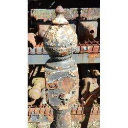 Set of 2 Cast Iron Newel Posts With Tear Drop Finials GA83