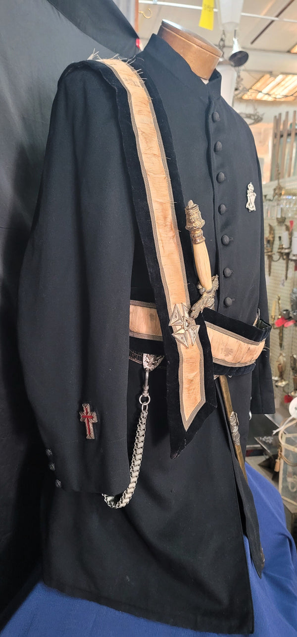 1900s Masonic Knights Templar Wool Dress Uniform w/ Sword & Scabbard GS00903