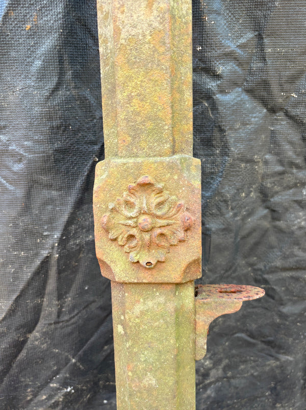 Cast Iron Newel Post GA21571