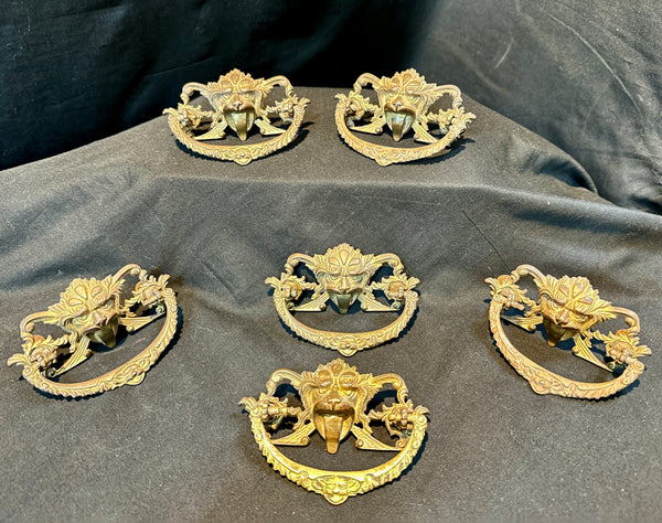 Set of 6 Antique Brass Drawer Pulls GA20406