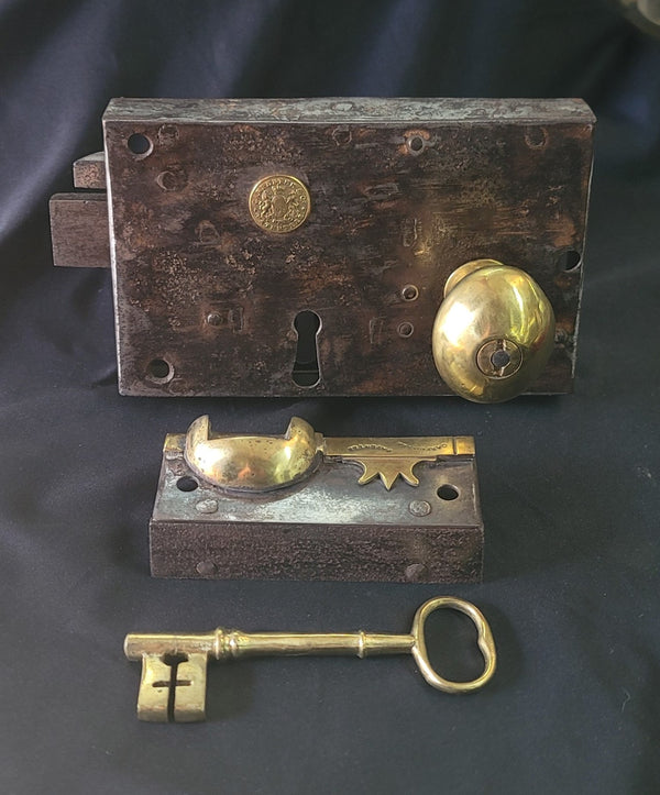 Restored Left Carpenter Rim Lock Set w/ Key & Knobs 6 1/4" x 3 3/4" GS00975