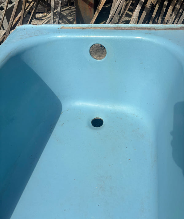 Cast Iron Porcelain Surfaced Blue Cast Iron Tub GA21441