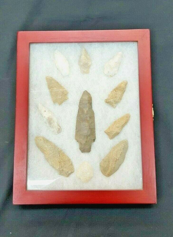 11 Piece Set of Assorted Arrowheads in Glass Display Box GS00700
