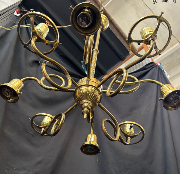 Victorian Brass 8-Light Chandelier GA21192