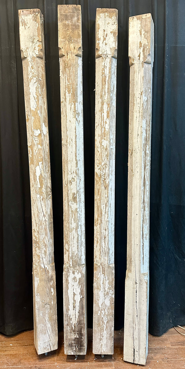 Set of 4 Wooden Porch Columns GA20581