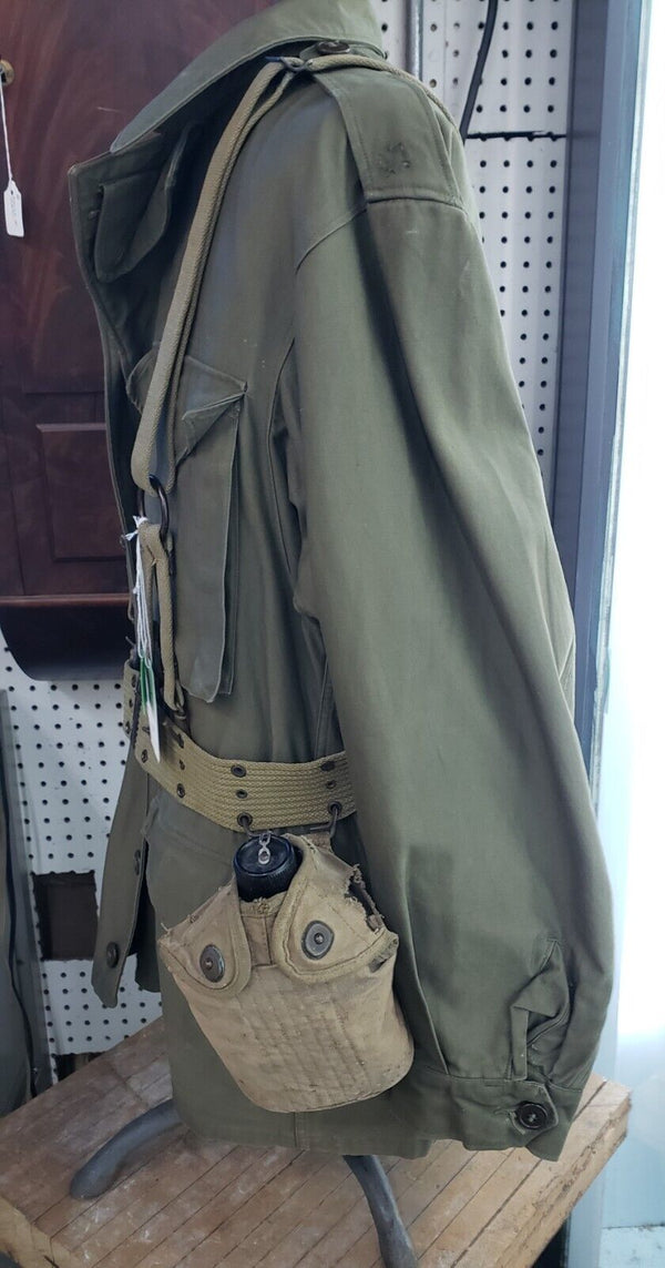 Authentic 1943 WWII Military Field Gear & Equipment Set Identified GS00901