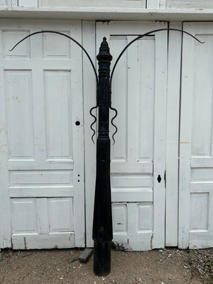 19th Century Cast Iron Plant Hanging Post GA20296