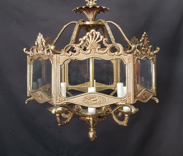 Hexagon Shaped 6 Light Ornate Brass & Glass Chandelier 19"x 17" GS00921
