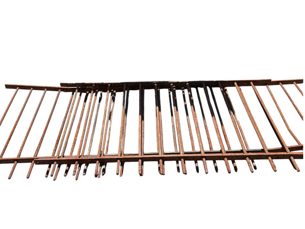 27 feet of antique iron fencing GA21090