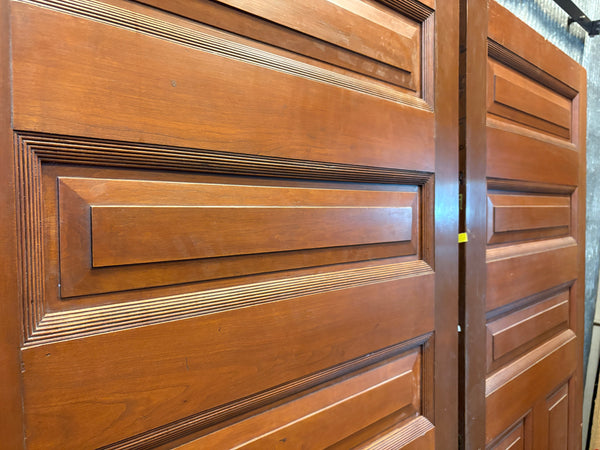 Pair of 7-Panel Doors w/ Ribbed Molding GS6086
