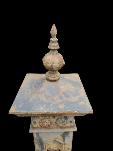 Traditional Victorian Lion Fence/Gate Post *GAM0156
