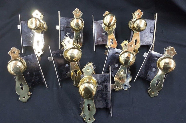 Set of 9 Art Deco Lock Sets w/ Knobs Backplates & Keys 3 3/4" x 3 1/4" GS00729