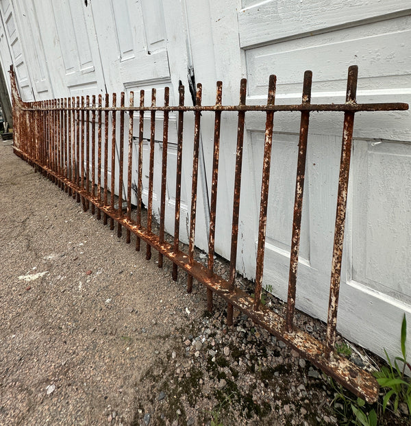 Set of Wrought Iron Fencing GA20297