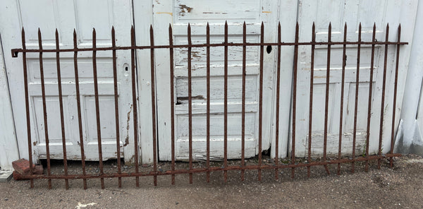 87 Feet of Wrought Iron Rounded Picket Fencing GA21411