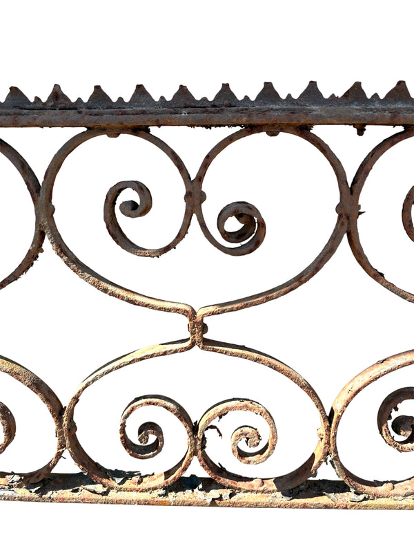 6 feet of antique iron fencing GA21085
