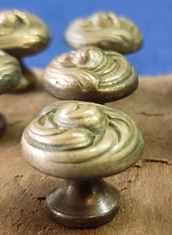 Set of 12 Solid Brass Art Nouveau Furniture/Cabinet Knobs w/ Screws GS00667
