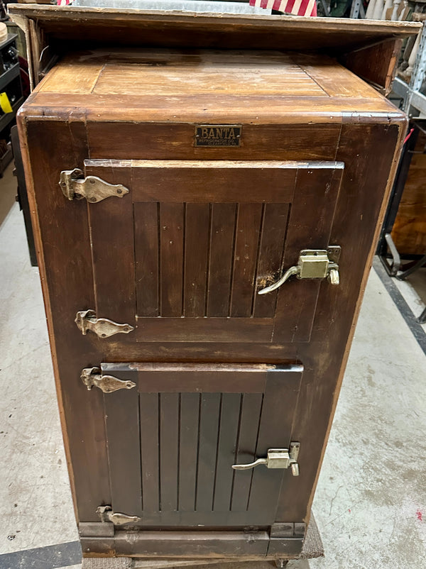 Early 1900s Banta Refrigerator Co. 2-Door Oak Ice Box GA20806