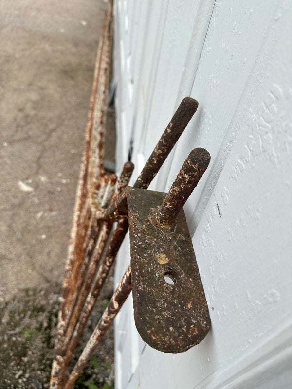 Set of Wrought Iron Fencing GA20297