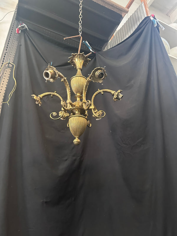 Vintage Brass Ornate 6 Light Chandelier GS011019